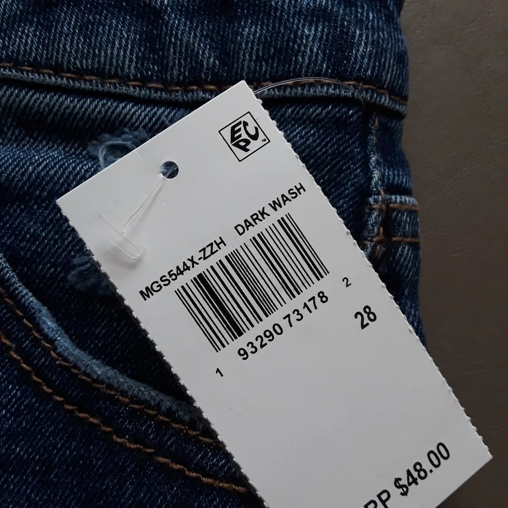 Madden Girl waist flat